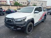 Toyota Hilux 2017 White for sale