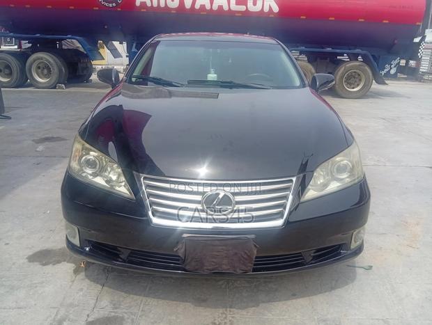 Lexus ES 2012 Black