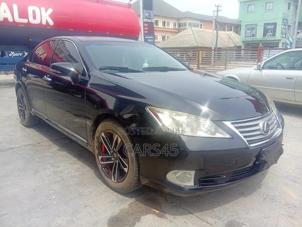 Lexus ES 2012 Black