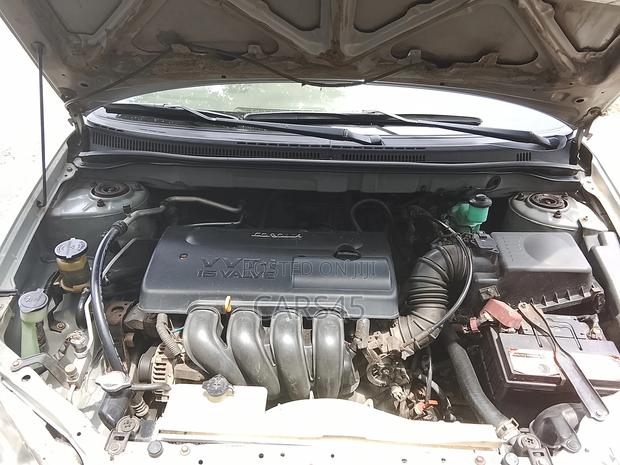 Toyota Corolla 2003 Silver