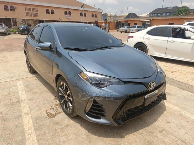 Toyota Corolla 2017 Black