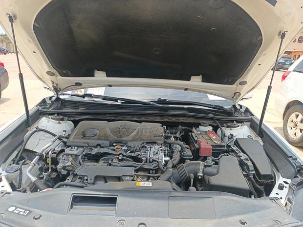 Toyota Camry 2020 White