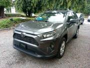 Toyota RAV4 XLE AWD 2019 Gray for sale