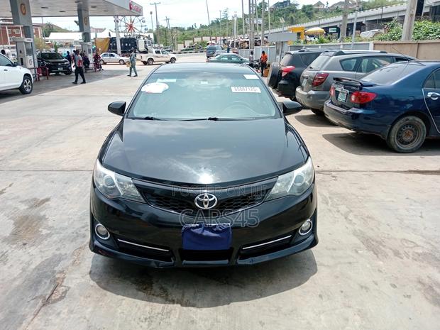Toyota Camry 2012 Black