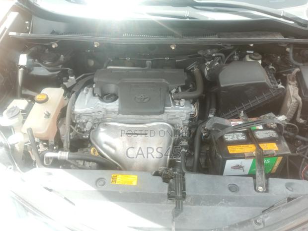 Toyota RAV4 LE 4dr SUV (2.5L 4cyl 6A) 2014 Black