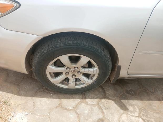Toyota Camry 2006 Silver
