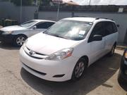 Toyota Sienna 2009 White for sale
