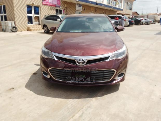 Toyota Avalon 2015 Red
