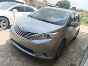 Toyota Sienna 2011 Gray for sale