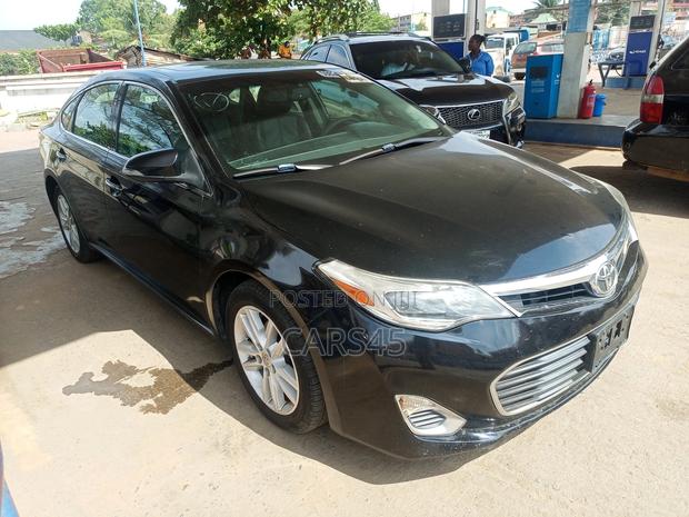 Toyota Avalon 2013 Black