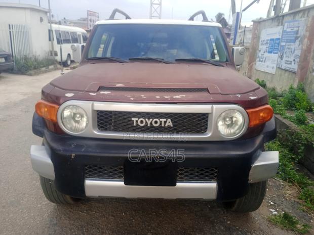 Toyota FJ Cruiser 2008 Red