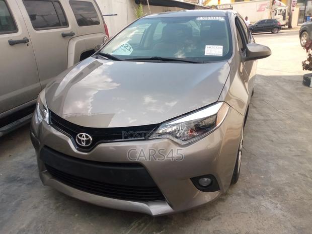 Toyota Corolla 2014 Beige