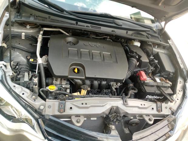 Toyota Corolla 2014 Beige