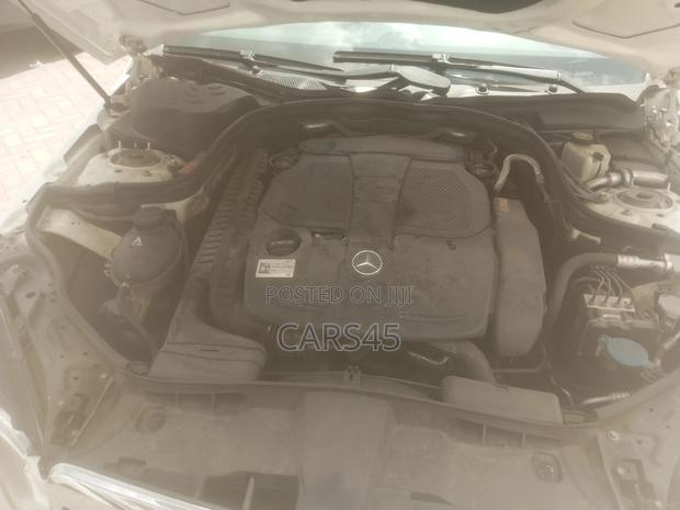 Mercedes-Benz R-Class 2012 White