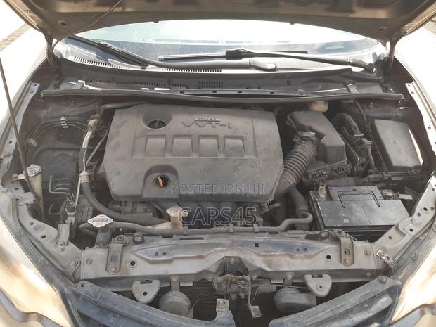Toyota Corolla 2014 Gray