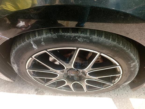 Hyundai Grandeur 2012 Black