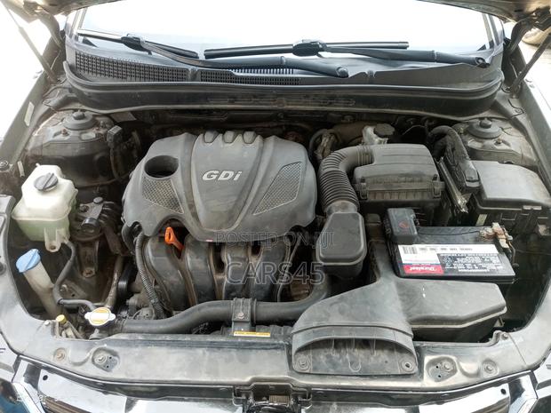 Hyundai Sonata 2012 Black