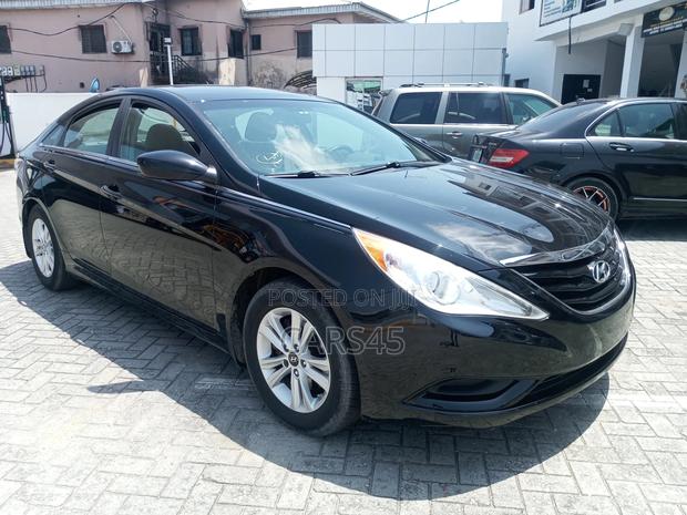 Hyundai Sonata 2012 Black