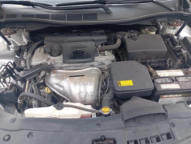 Toyota Camry 2015 Silver
