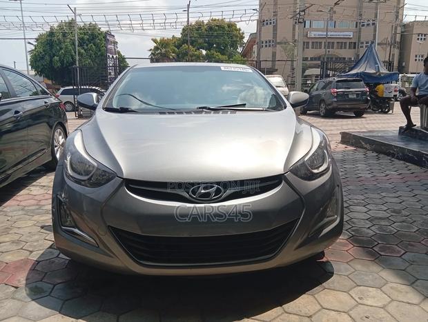 Hyundai Elantra 2015 Gray