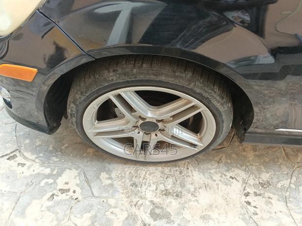 Mercedes-Benz C300 2012 Black
