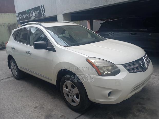 Nissan Rogue 2014 White