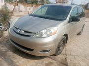 Toyota Sienna 2009 Gold for sale