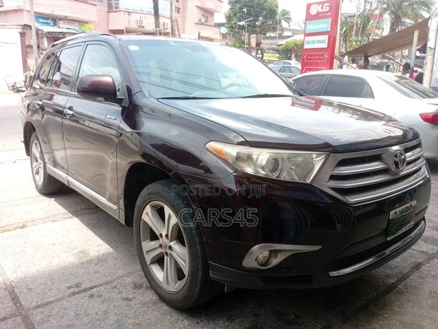 Toyota Highlander 2012 Burgandy