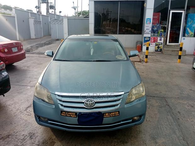 Toyota Avalon 2006 Blue