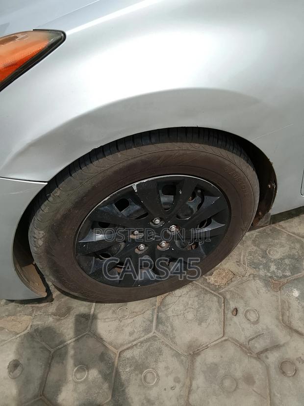 Hyundai Elantra 2011 Silver