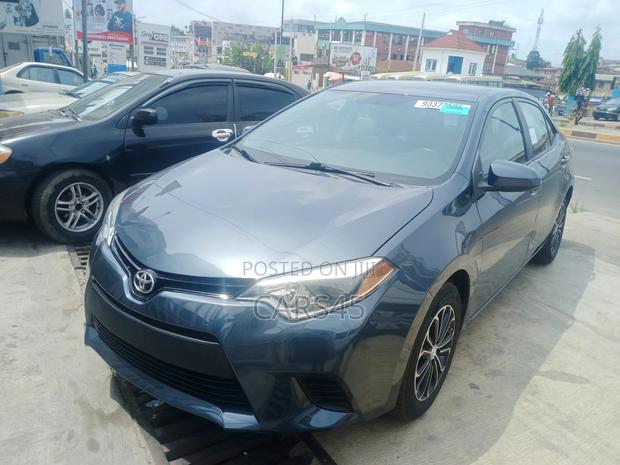 Toyota Corolla 2016 Blue