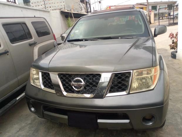 Nissan Pathfinder 2007 Green