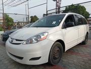 Toyota Sienna 2008 White for sale