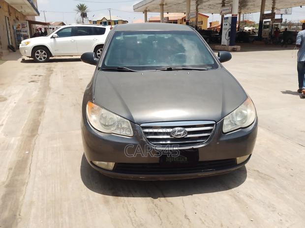 Hyundai Elantra 2009 Gray