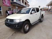 Mitsubishi L200 Double Cab 2.4 154hp 4WD 2015 White for sale