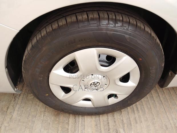 Toyota Corolla 2010 Silver