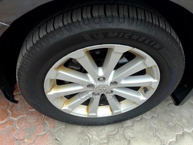 Toyota Venza 2010 Gray