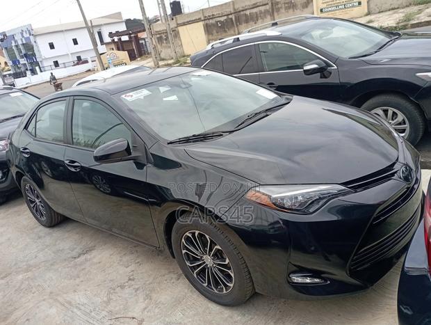 Toyota Corolla 2017 Black
