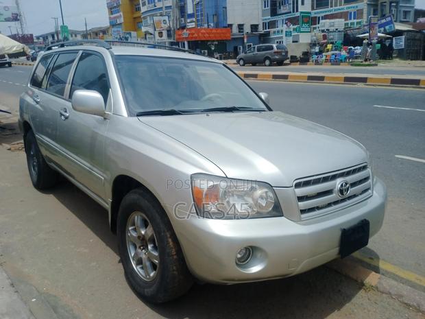 Toyota Highlander 2005 Silver