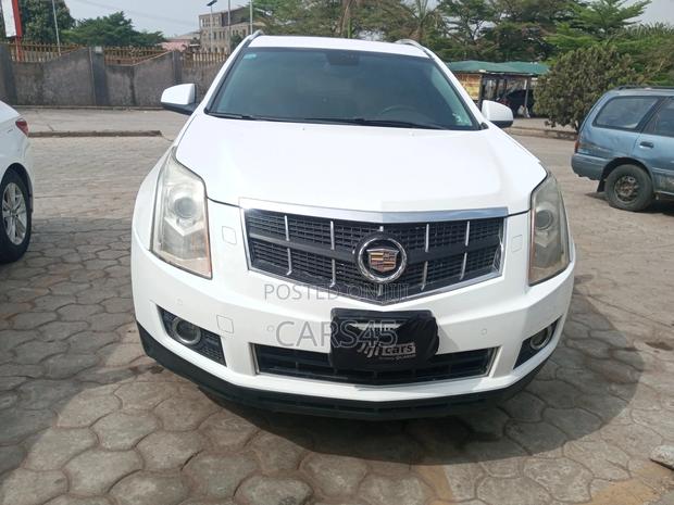 Cadillac SRX 2012 White