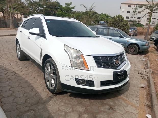 Cadillac SRX 2012 White