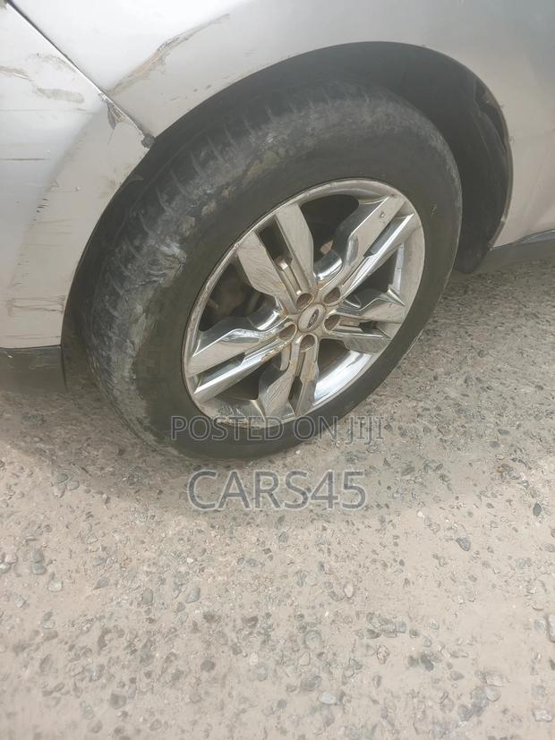 Ford Edge SEL 4dr AWD (3.5L 6cyl 6A) 2013 Silver