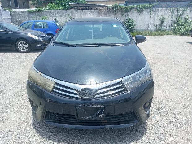 Toyota Corolla 2014 Black
