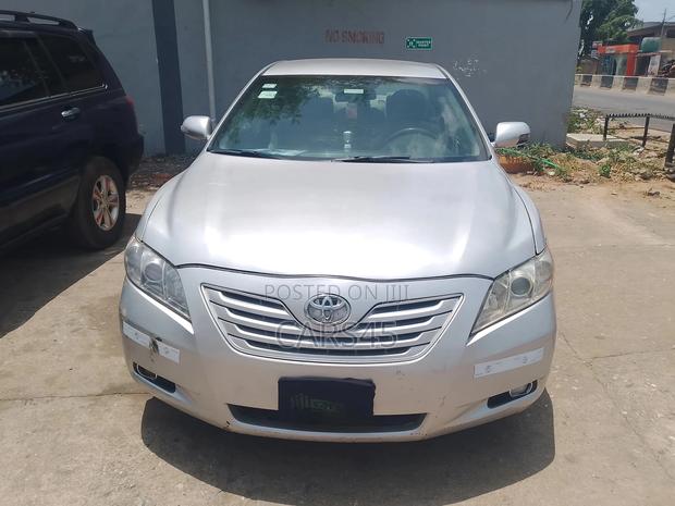 Toyota Camry 2008 Silver