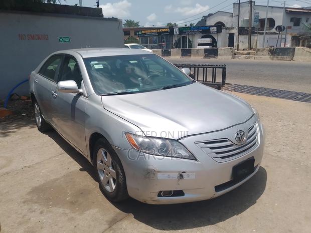 Toyota Camry 2008 Silver