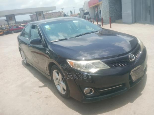 Toyota Camry 2013 Green