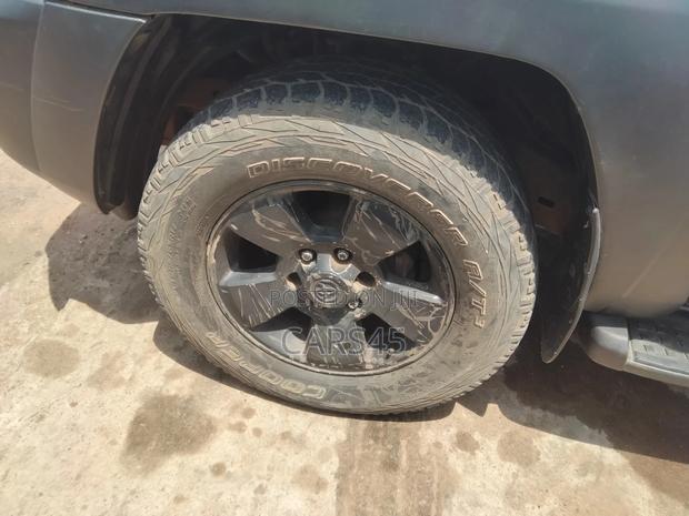 Toyota 4-Runner 2004 Gray