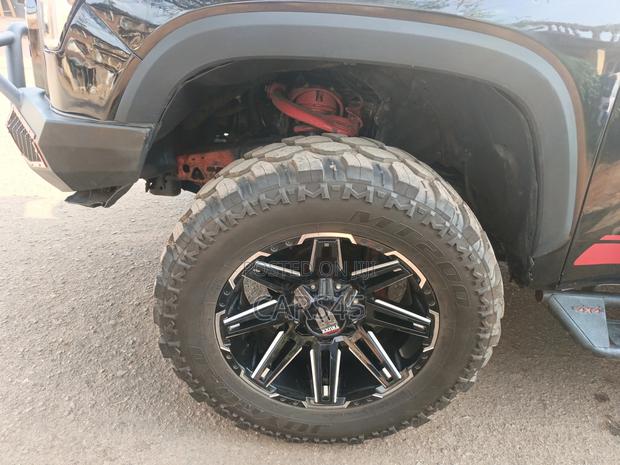 Toyota Tundra CrewMax Limited 5.7L 2012 Black