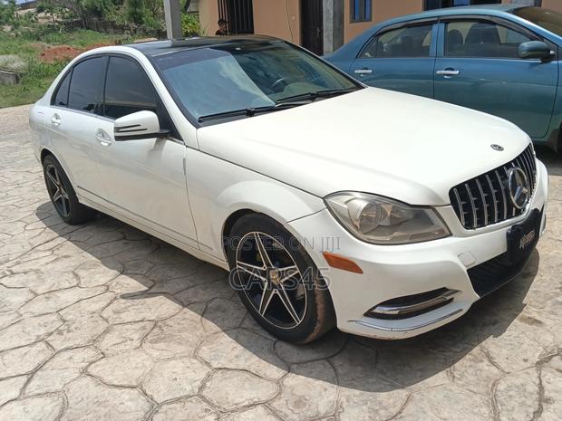 Mercedes-Benz C300 2012 White