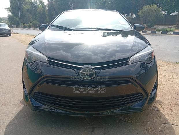 Toyota Corolla 2018 Black